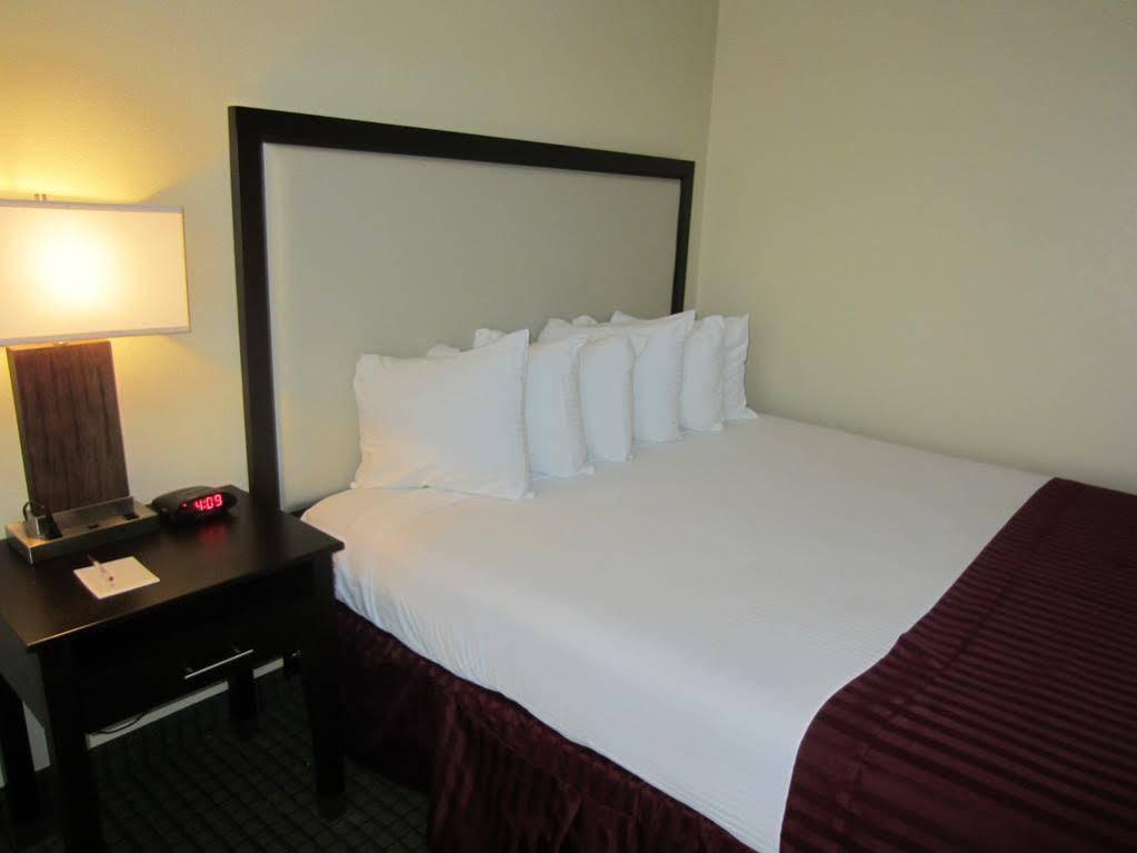 Capri Suites Anaheim Exteriör bild