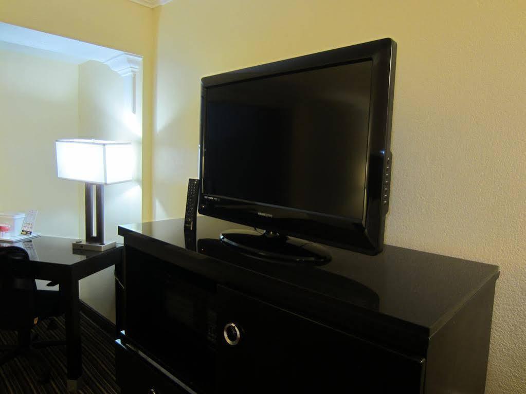 Capri Suites Anaheim Exteriör bild