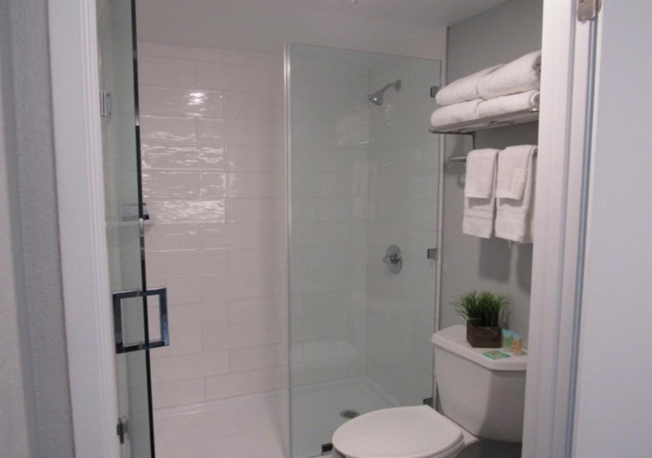Capri Suites Anaheim Exteriör bild