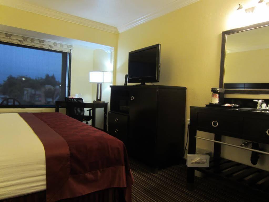 Capri Suites Anaheim Exteriör bild