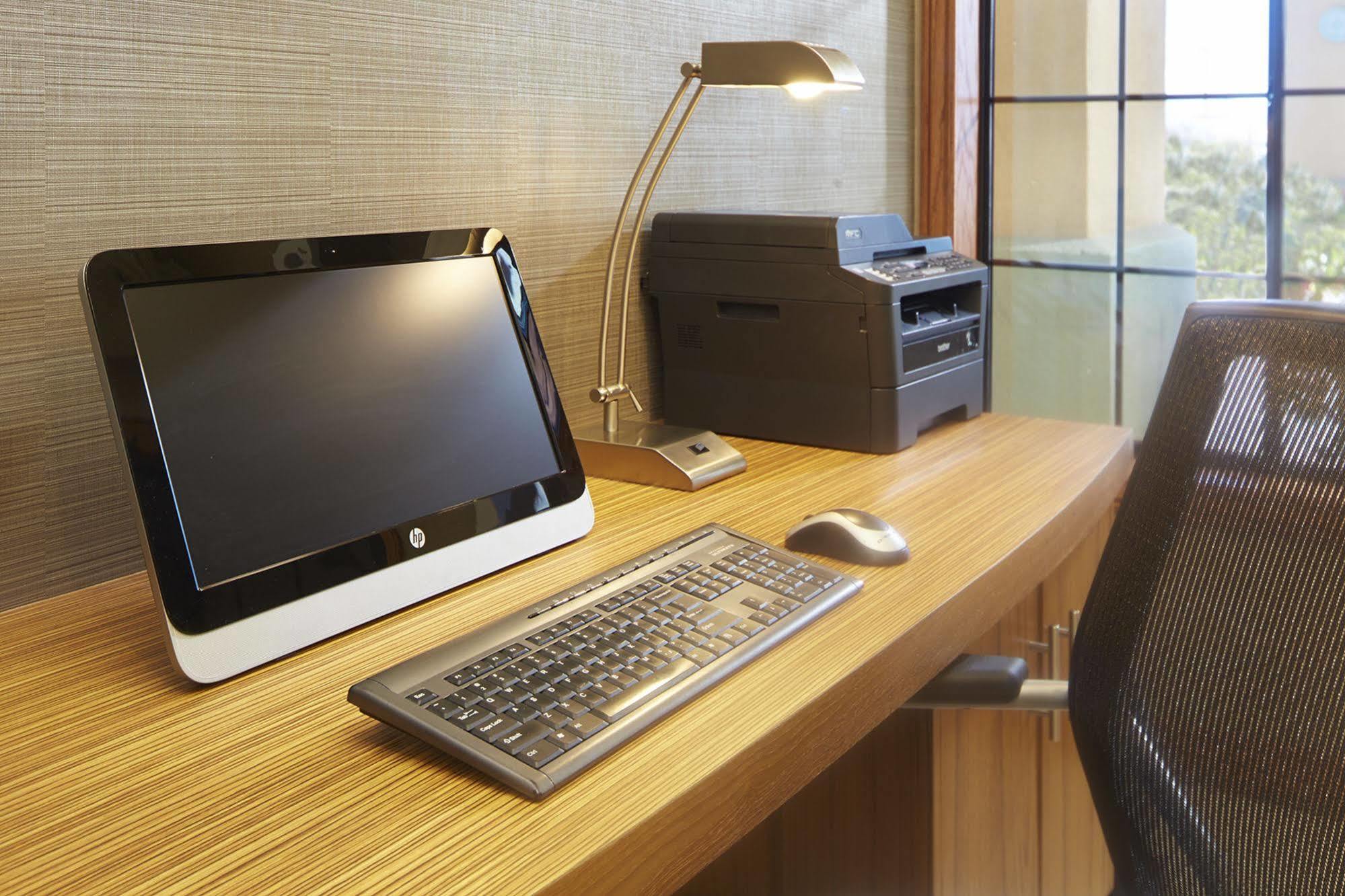 Capri Suites Anaheim Exteriör bild